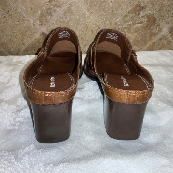 Naturalizer leather loafer mule Sz 8.5M buckle accent chunky heel - Picture 4 of 6
